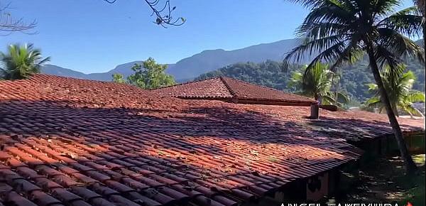  Angel Takemura apronta em Ilha Deserta